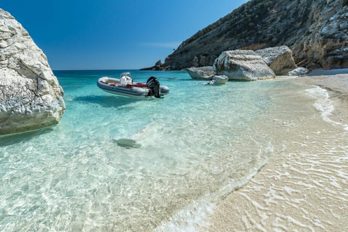 Cala Mariolu: Scopri Le Escursione Nel Mare Incontaminato Del Golfo Di Orosei Cala Mariolu
