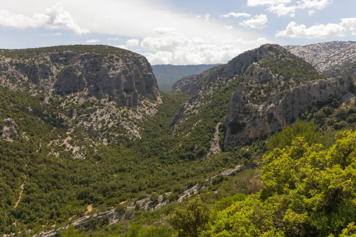 Vue de la vallée de Tiscali