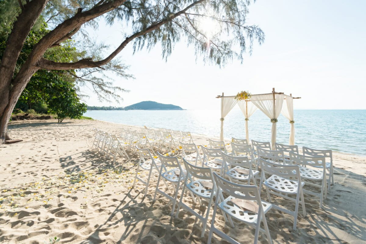 mariage sur la plage en sardaigne