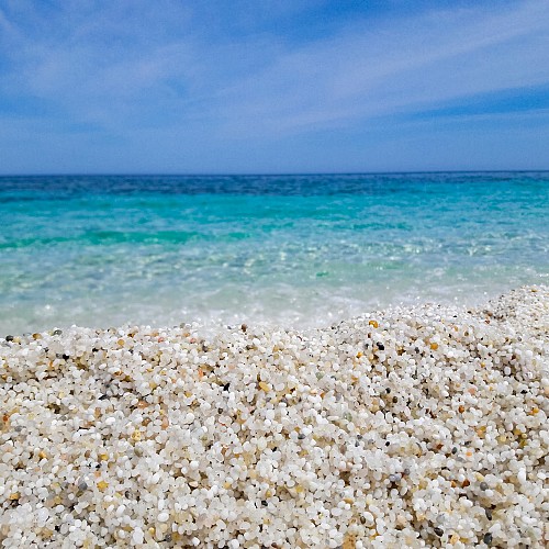 Is Arutas: Spiaggia Di Chicchi Di Riso E Frammenti Di Quarzo