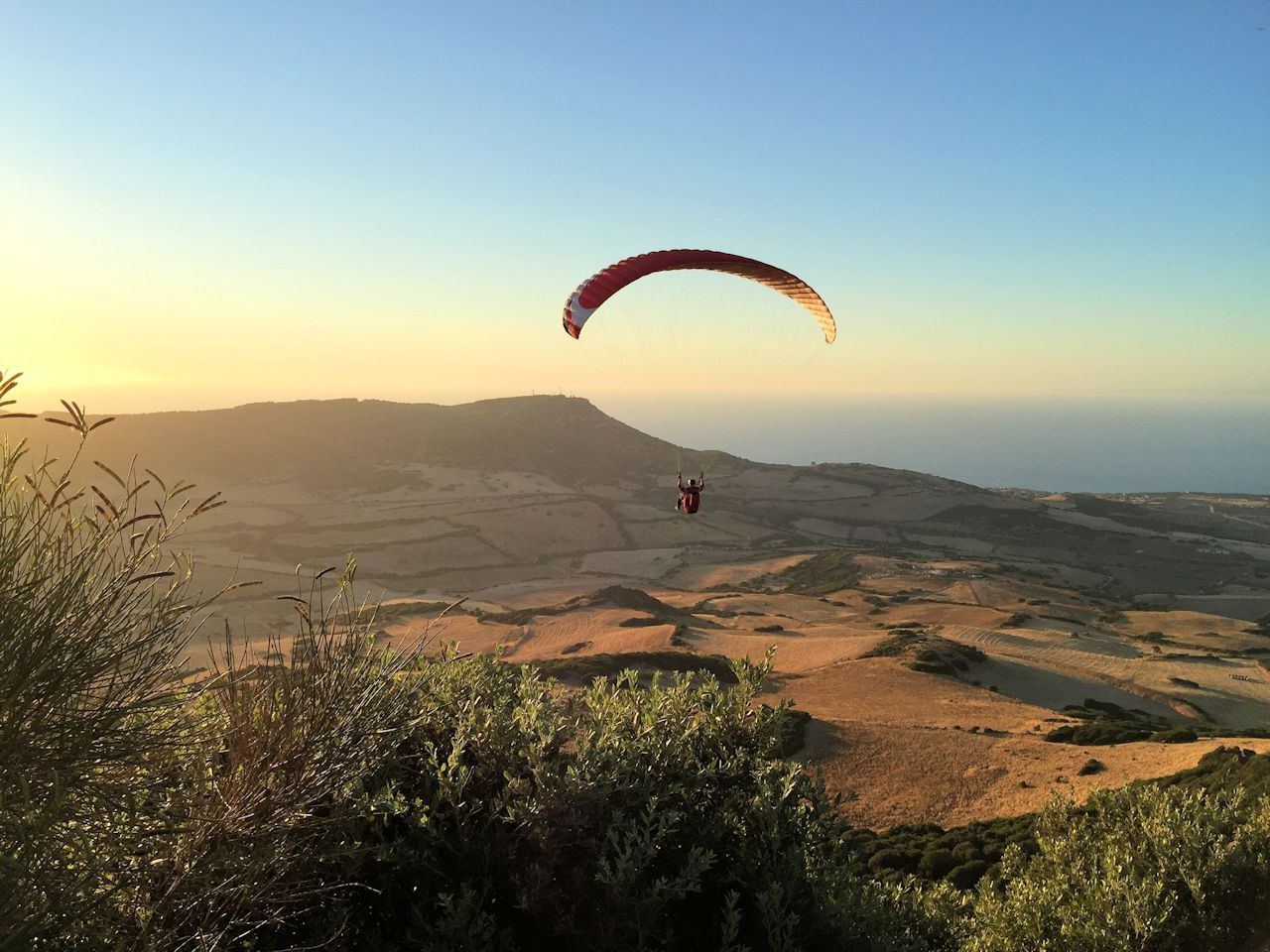 Parapendio Sardegna: Volare Sul Mare Di Castelsardo.