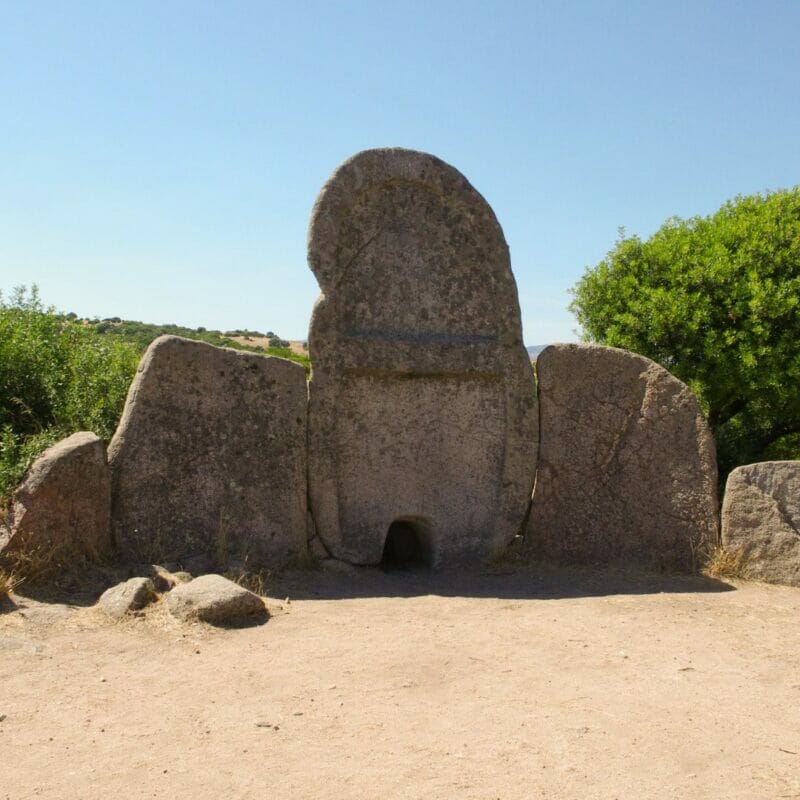 Sardiniens faszinierendste archäologische Stätten (mit Karte) zu besuchen